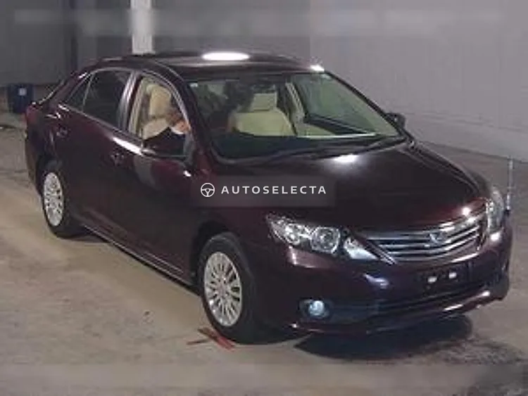 Toyota Allion 2013, photo 1 of 6