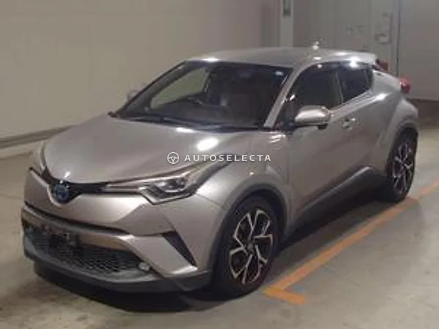 Toyota C-HR 2019, auction grade 3.5