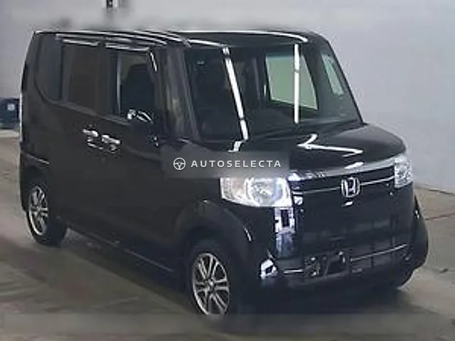 Honda N-BOX 2017, auction grade R2