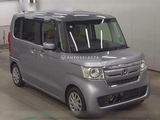 Honda N-BOX 2017, auction grade 4