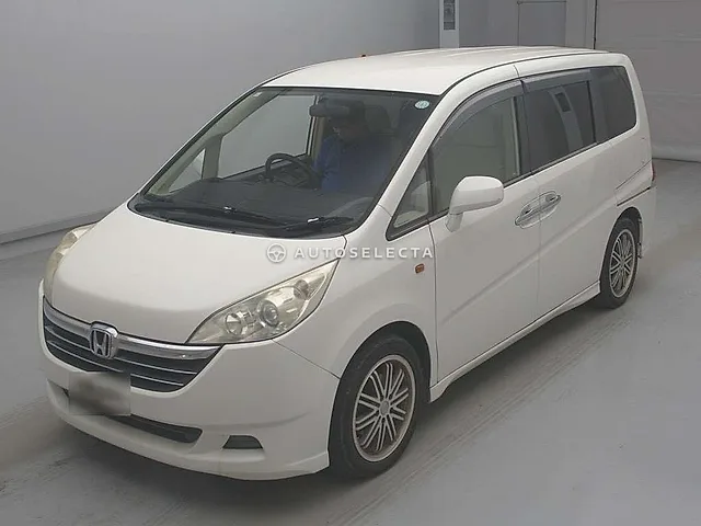 Honda Stepwgn 2005, auction grade 4