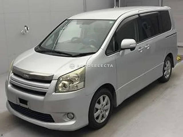 Toyota Noah 2009, auction grade 3.5