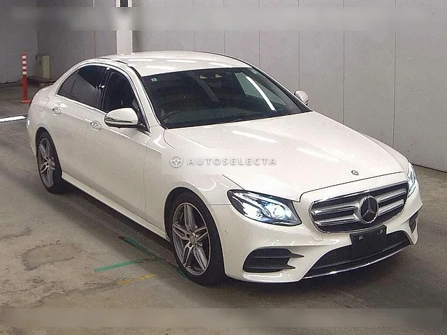 Mercedes-Benz E-Class 2017, auction grade 4.5
