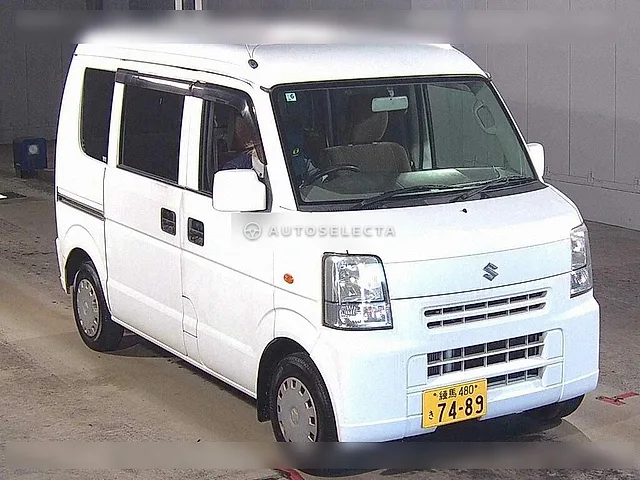 Suzuki Every 2012, auction grade 3.5