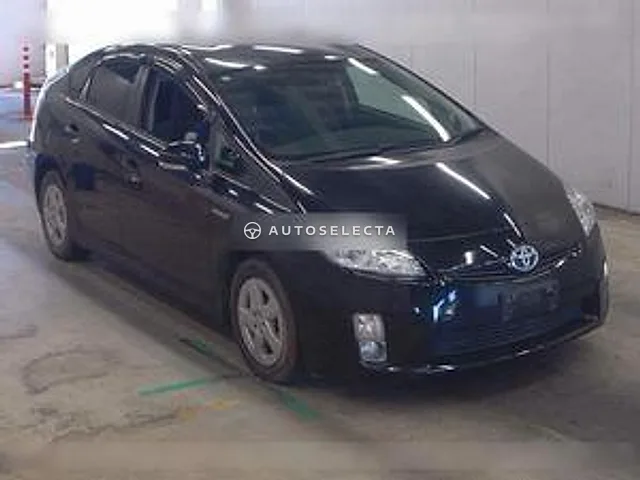 Toyota Prius 2011, auction grade 3.5