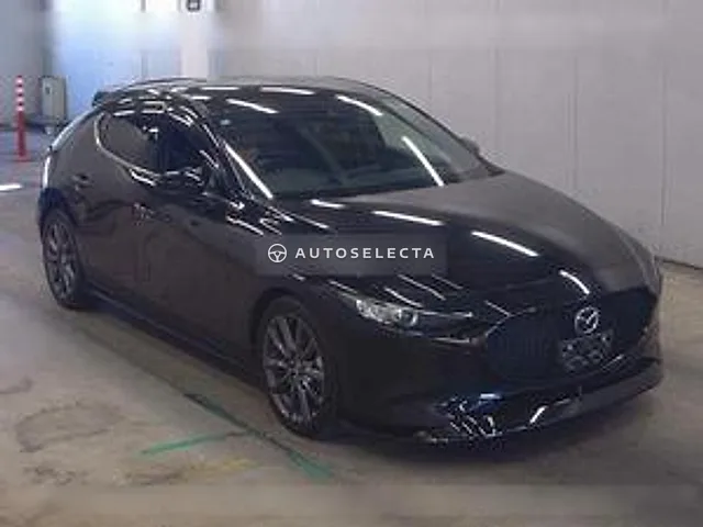 Mazda MAZDA3 Fastback 2019, auction grade 3.5