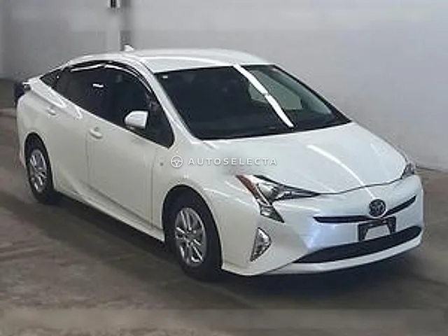 Toyota Prius 2018, auction grade R