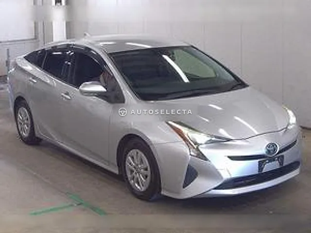 Toyota Prius 2018, auction grade 4