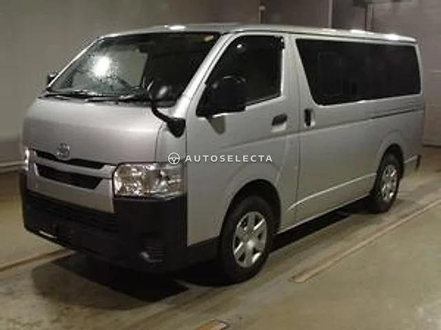 Toyota Hiace Van 2021, auction grade 3.5