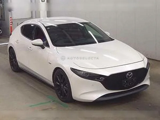 Mazda MAZDA3 Fastback 2020, auction grade R