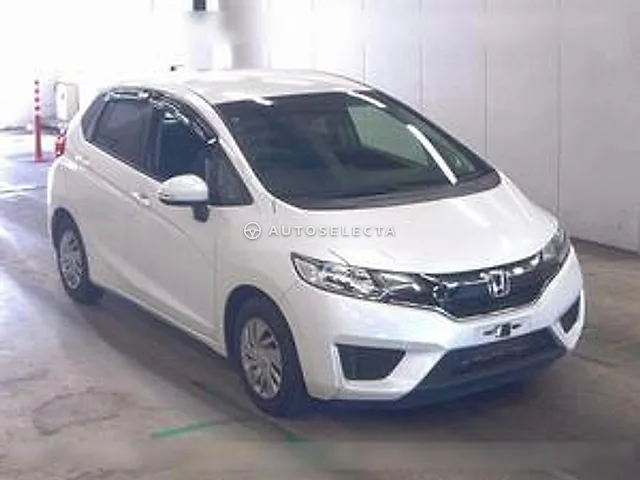 Honda Fit 2016, auction grade 4