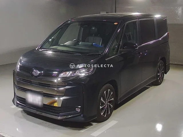 Toyota Noah 2025, auction grade R