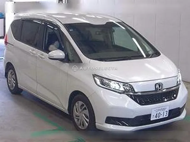 Honda Freed+ 2023, auction grade 4