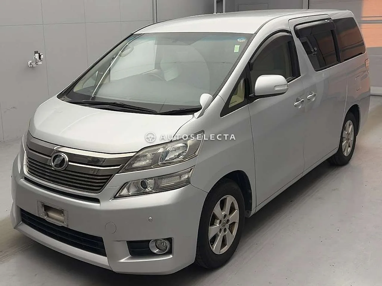 Toyota Vellfire 2013, photo 1 of 1