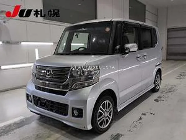 Honda N-BOX 2013, auction grade 3.5