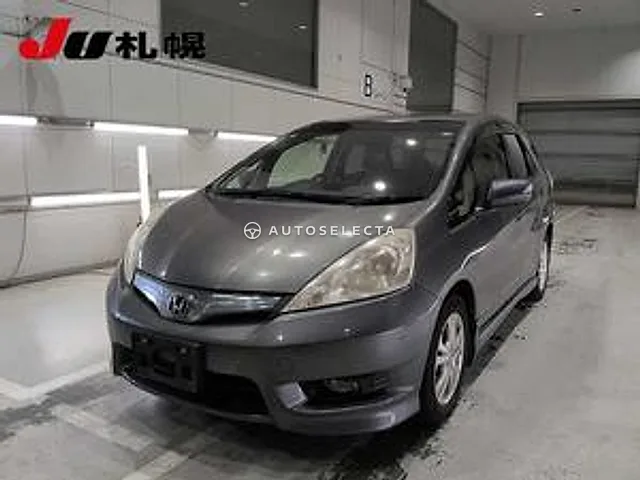 Honda Fit Shuttle 2012, auction grade R