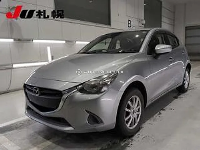 Mazda Demio 2015, auction grade R