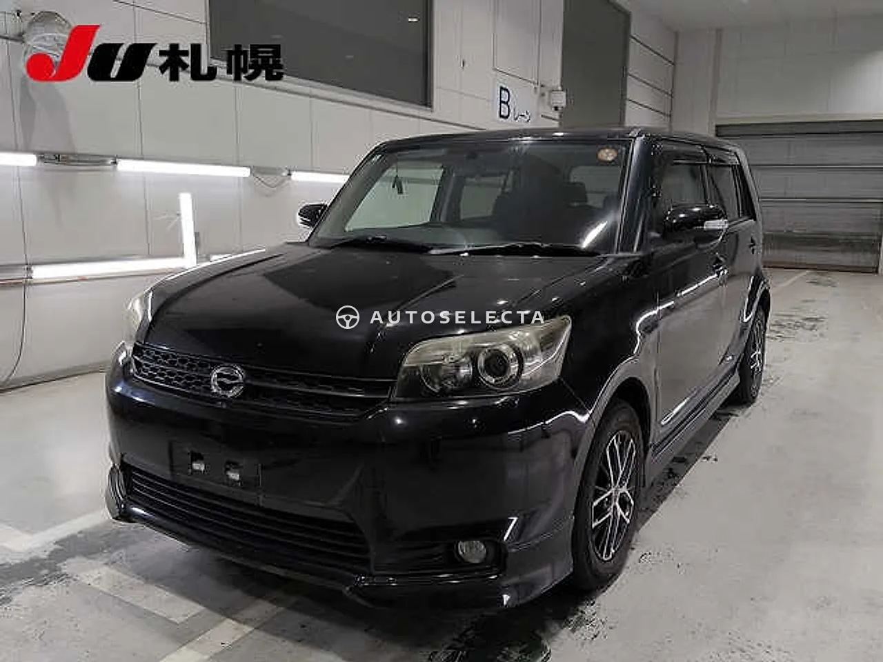 Toyota Corolla Rumion 2010, photo 1 of 1