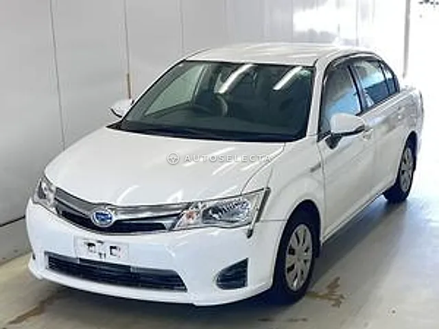 Toyota Corolla Axio 2013, auction grade 3.5