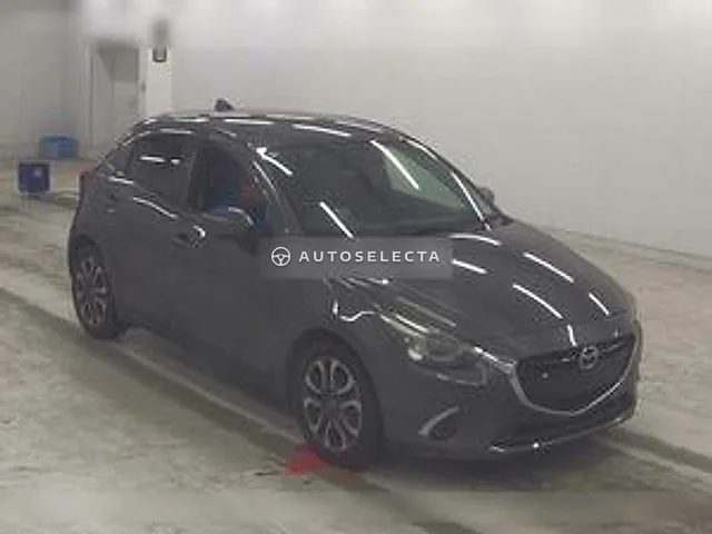 Mazda Demio 2018, auction grade 3.5