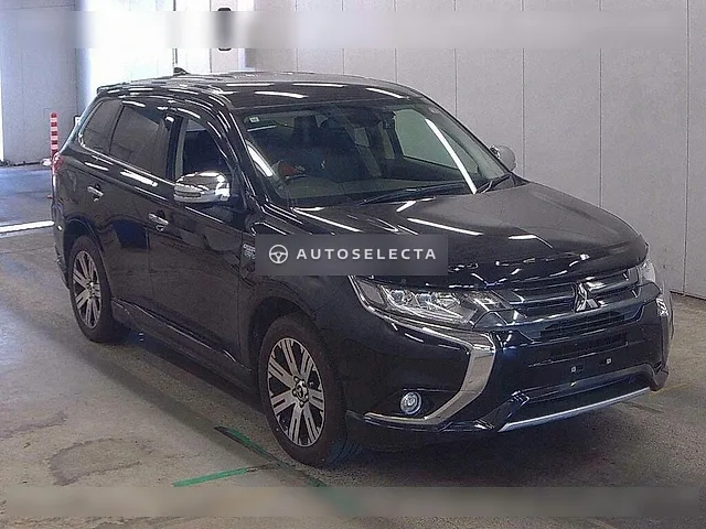 Mitsubishi Outlander PHEV 2015, auction grade 3