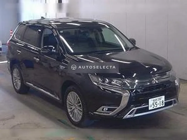 Mitsubishi Outlander PHEV 2019, auction grade R