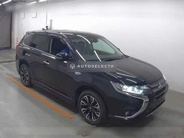 Mitsubishi Outlander PHEV 2015, auction grade 4