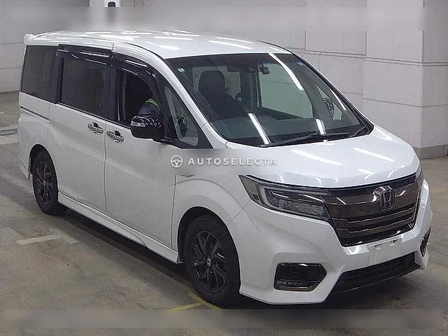 Honda Stepwgn Spada 2020, auction grade 4