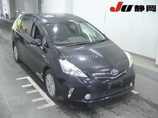 Toyota Prius Alpha 2012, auction grade 3.5
