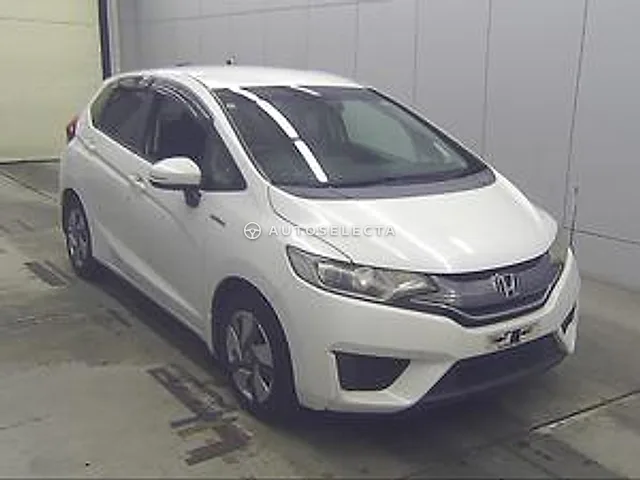 Honda Fit 2015, auction grade 3.5