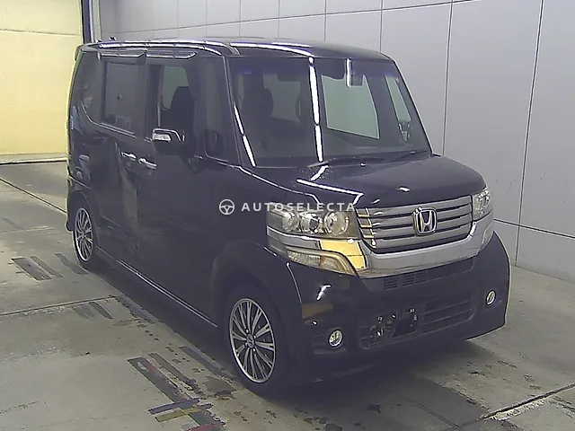 Honda N-BOX 2014, auction grade 3
