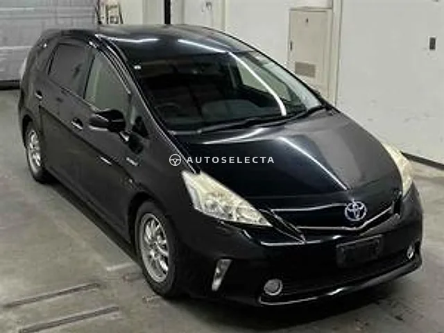 Toyota Prius Alpha 2013, auction grade 4