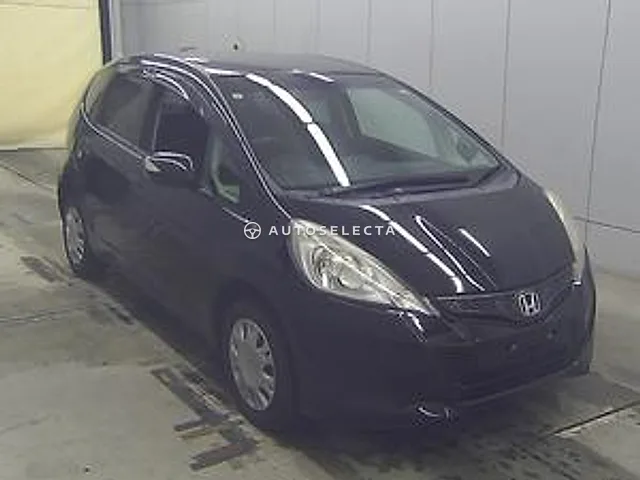 Honda Fit 2013, auction grade R