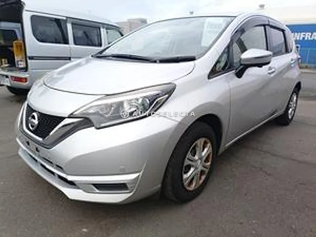 Nissan Note 2018, auction grade 3.5