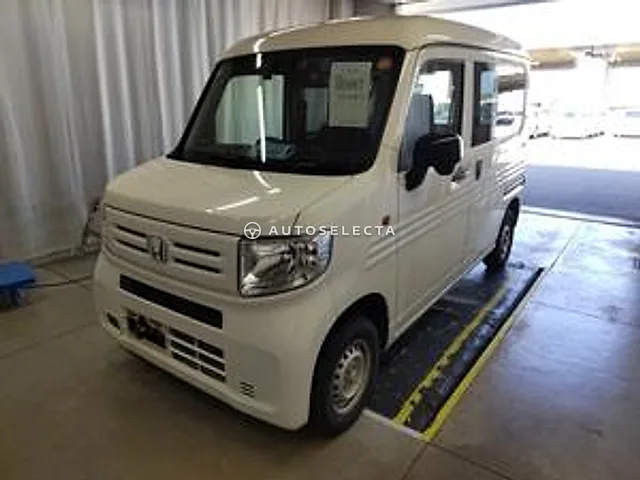 Honda N-VAN 2019, auction grade 3.5