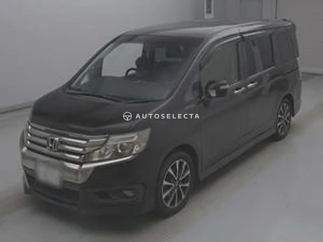 Honda Stepwgn Spada 2012, auction grade 3.5