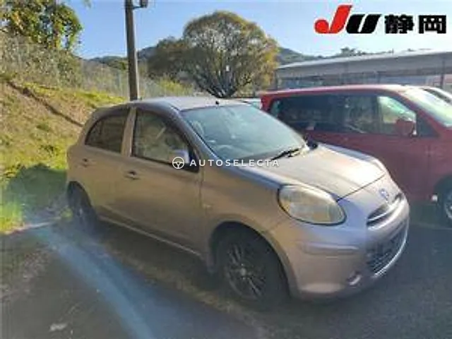 Nissan March 2011