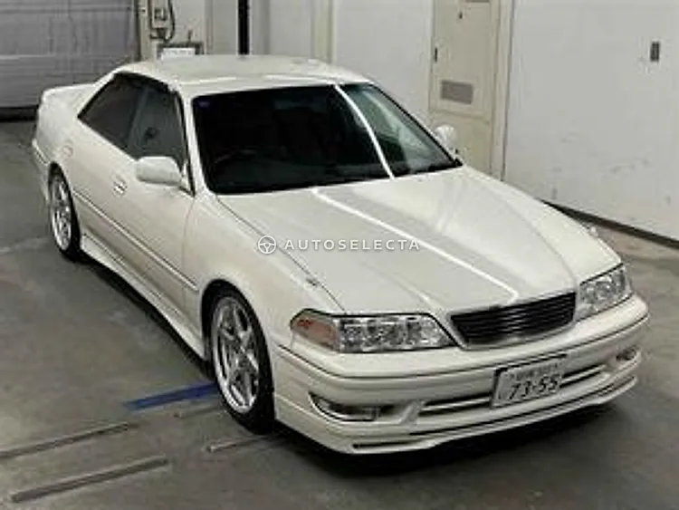 Toyota Mark II 1997, photo 1 of 10