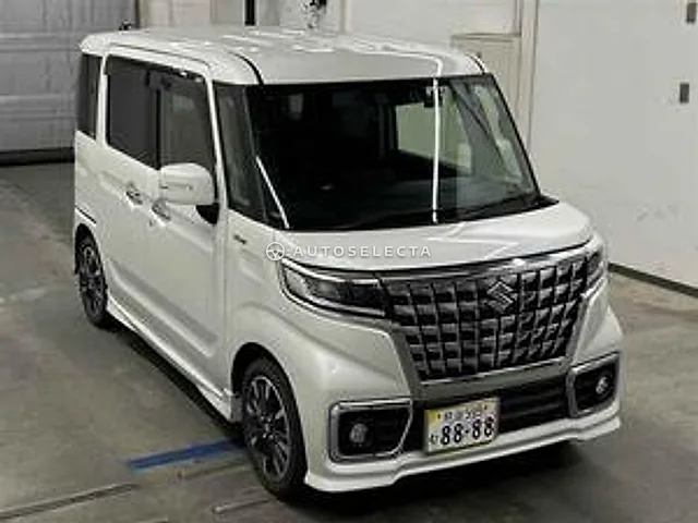 Suzuki Spacia Custom 2023, auction grade 5