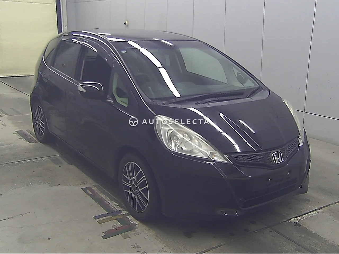 Honda Fit 2012, photo 1 of 11