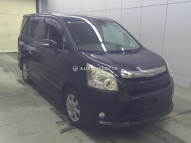 Toyota Noah 2008, auction grade 3.5