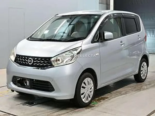 Nissan Dayz 2013, auction grade RA
