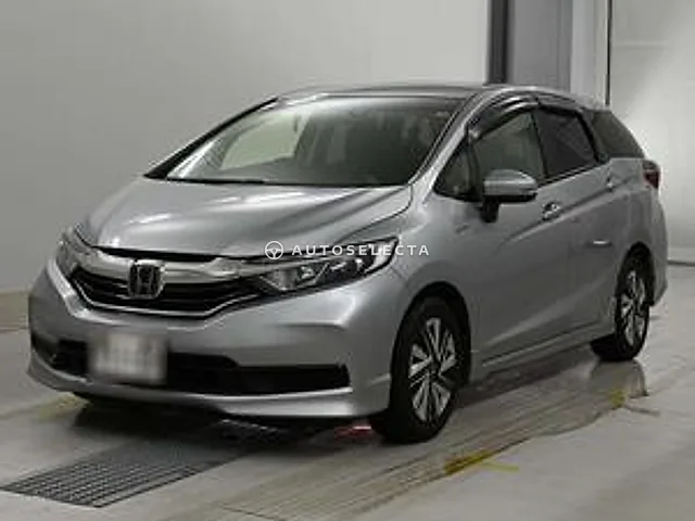 Honda Shuttle 2019, auction grade 3.5