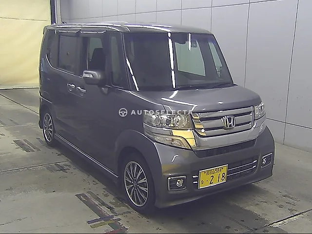 Honda N-BOX 2015, auction grade 3.5
