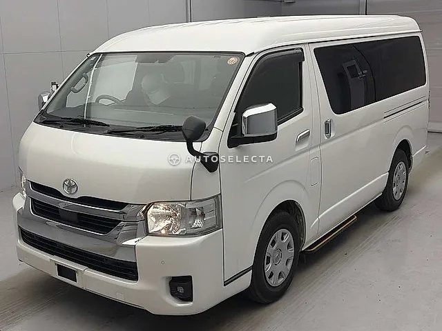 Toyota Hiace Wagon 2023, auction grade 4.5