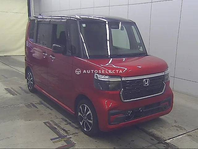 Honda N-BOX 2024, auction grade 4