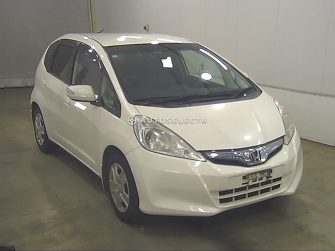 Honda Fit 2011, photo 1 of 5