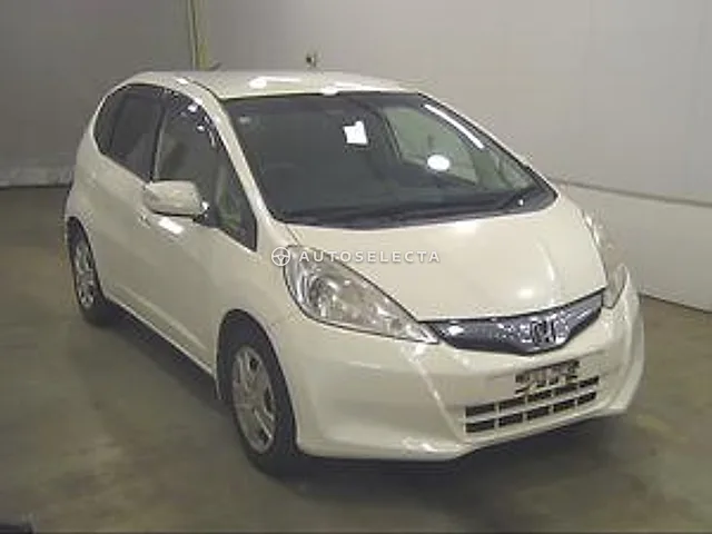 Honda Fit 2011, auction grade 3.5