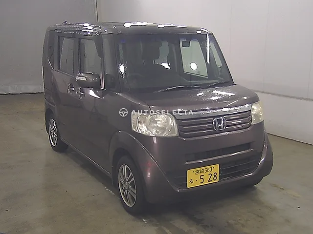 Honda N-BOX 2015, auction grade R