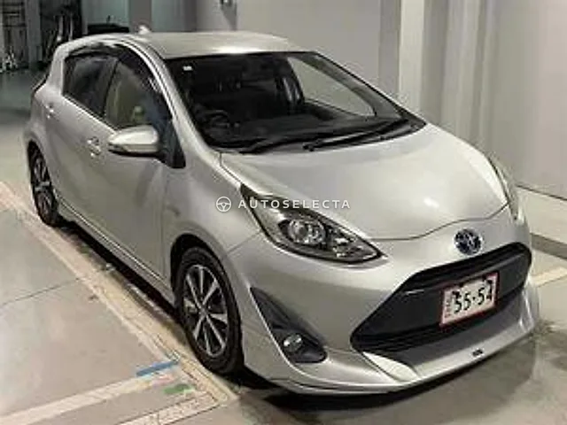 Toyota Aqua 2018, auction grade 3